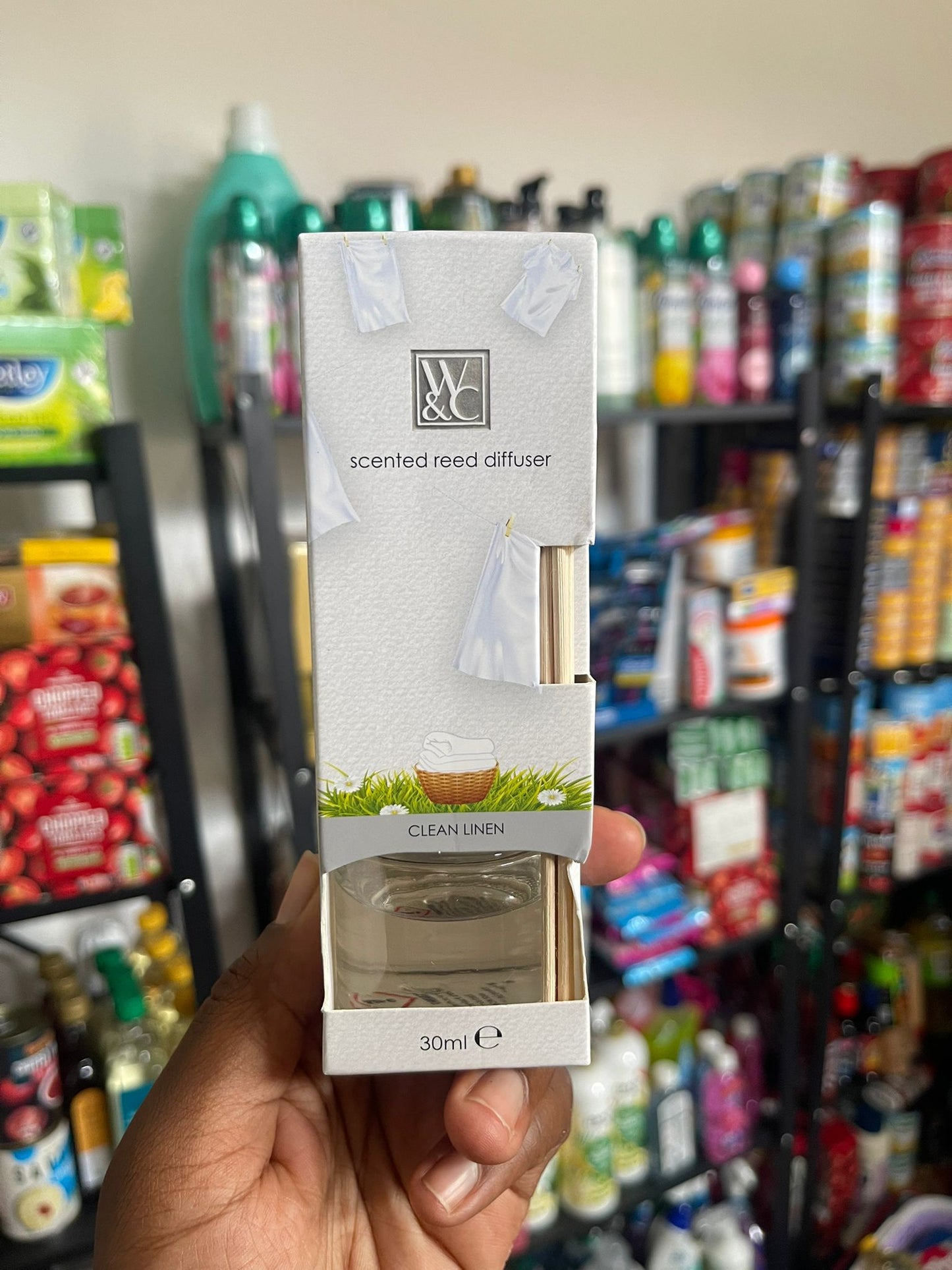 W&C Clean Linen Reed Diffuser 30ml