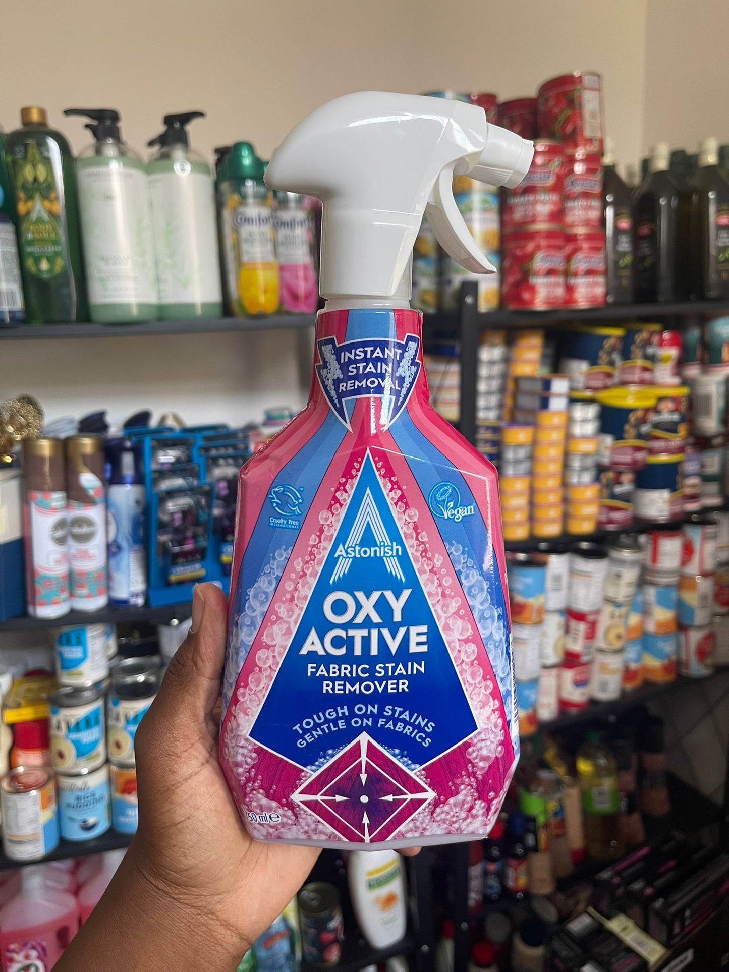 Astonish Oxy Active Fabric Stain Remover